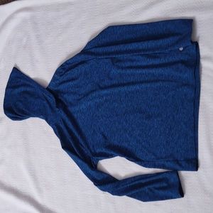 Tek gear Hoodie style pullover, size medium. NWOT